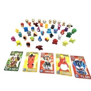 Gogos Crazy Bones Metallic Gold Classic 43 Figures 5 Cards Lot Bundle